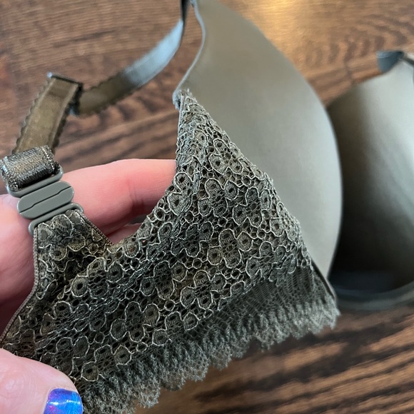 NEW Bare Necessities size 30DD geo lace moulded cup bra in olive - Picture 5 of 8